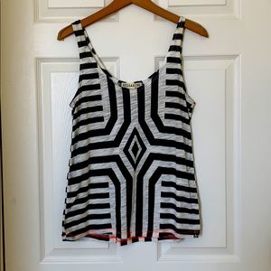 Women’s beachy tank top